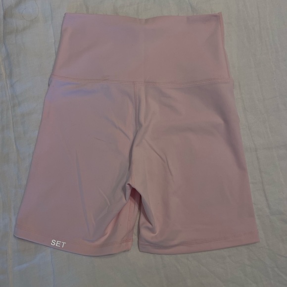 Set Active Pink Biker Shorts, size S, worn one time - Picture 2 of 3